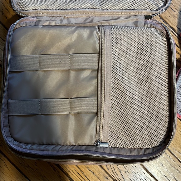 Cord Organizer Bundle Set if 2 - Pink Like New - Picture 5 of 12